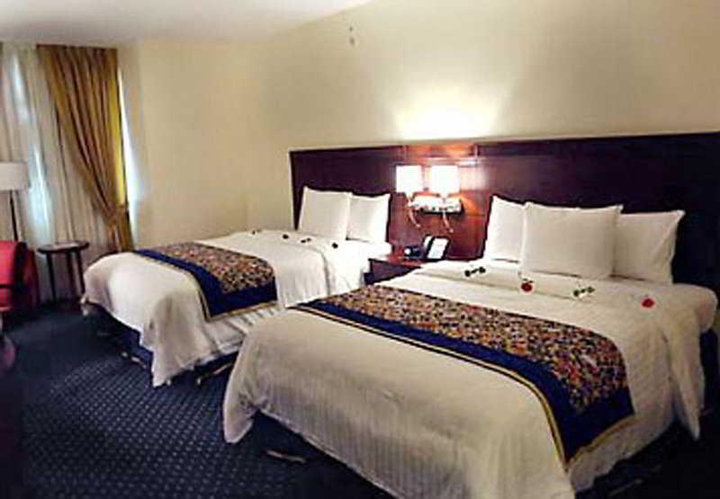Hodelpa Garden Court Hotel Santiago De Los Caballeros Bilik gambar