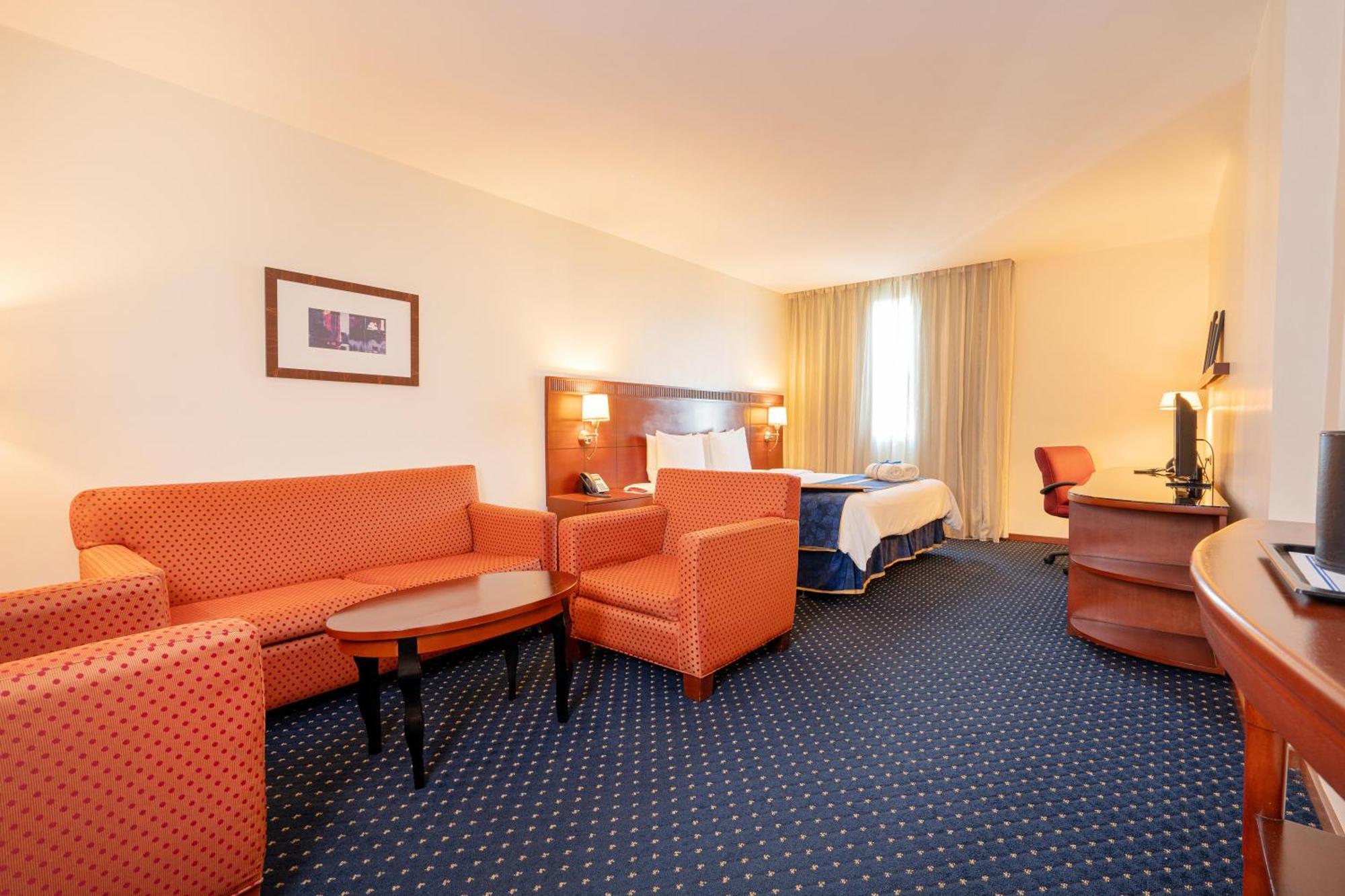 Hodelpa Garden Court Hotel Santiago De Los Caballeros Luaran gambar